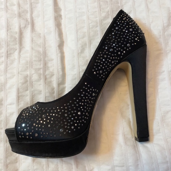 🖤🆕 BNIB Le Chateau Black Heels - Picture 5 of 7